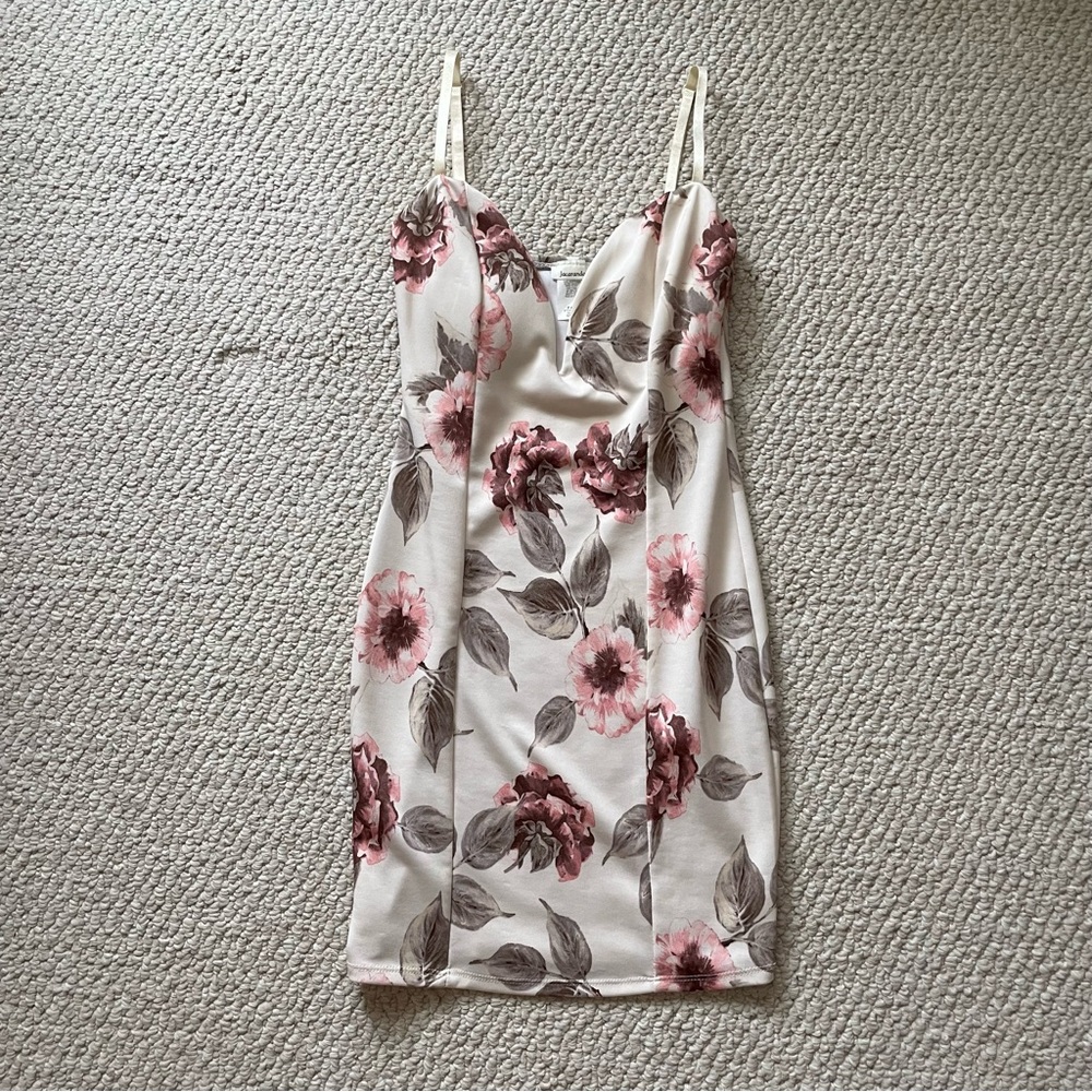NWOT Jacaranda Floral Mini Dress Size Small